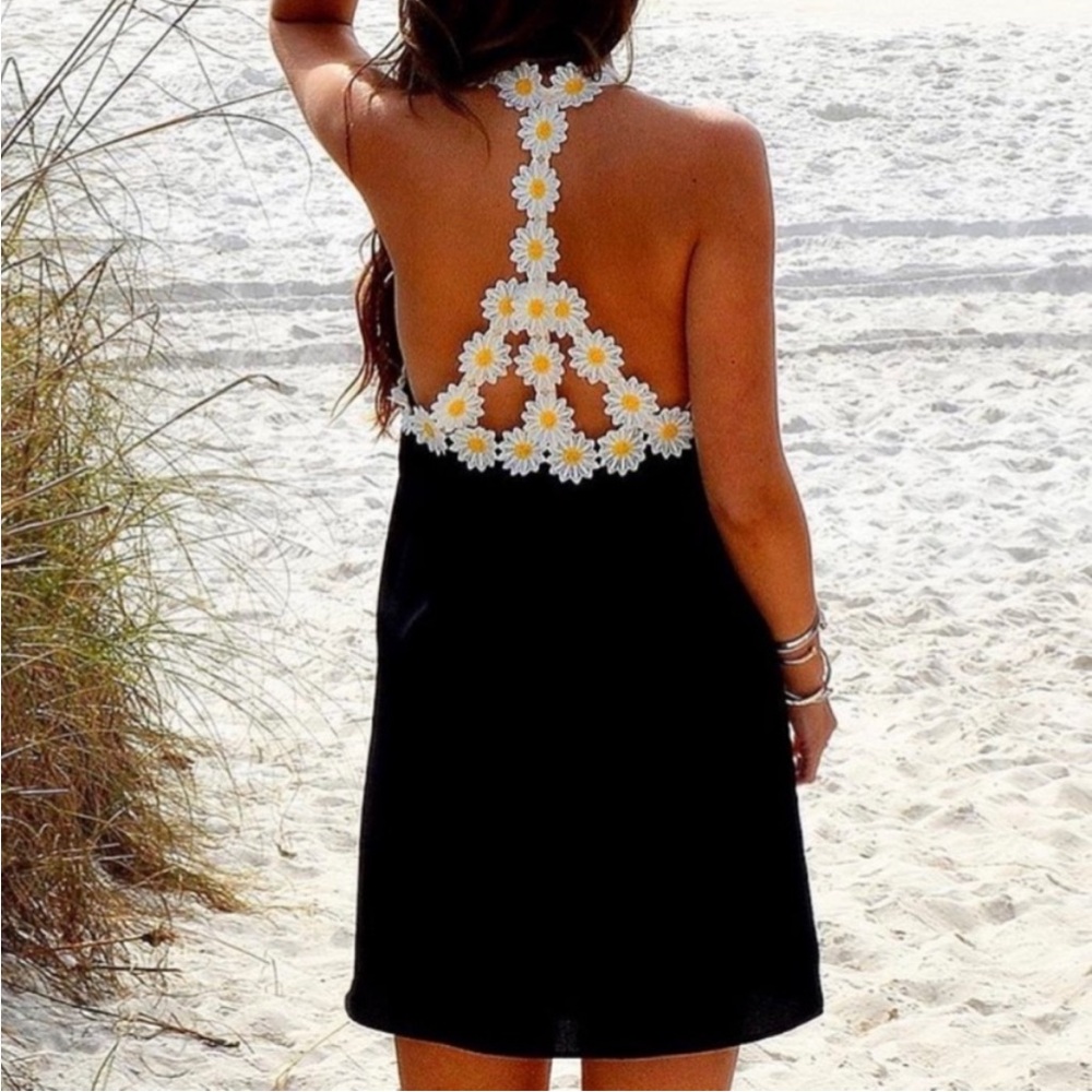 ☀️ Judith March Boho-Style Dress with Daisies